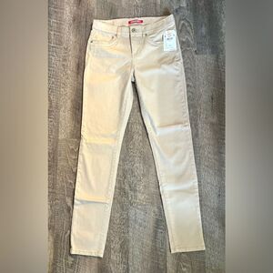 UNIONBAY Karma Girls Juniors Size 7 Beige Khaki Skinny Jeans Modern Fit